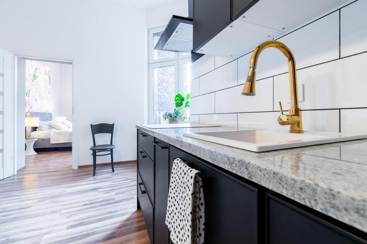 Opera Apartment Bytom Bagian luar foto