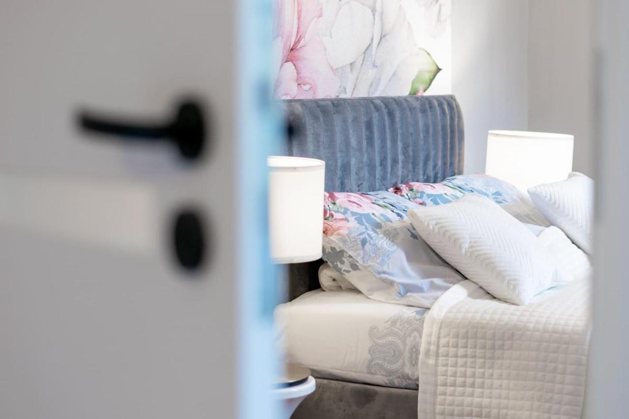 Opera Apartment Bytom Bagian luar foto
